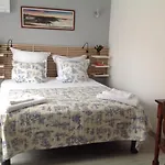 Habitación en casa particular Double Avec Salle De Bain Privative *