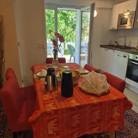 Alloggio in famiglia Avec Cuisine Partagé *