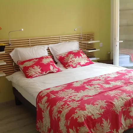 Quarto em Acomodações Particulares Double Avec Salle De Bain Privative Hendaye