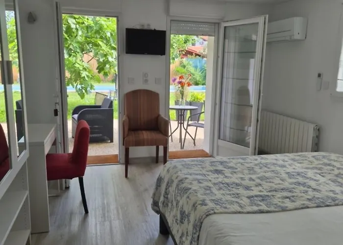 Habitación en casa particular Double Avec Salle De Bain Privative *